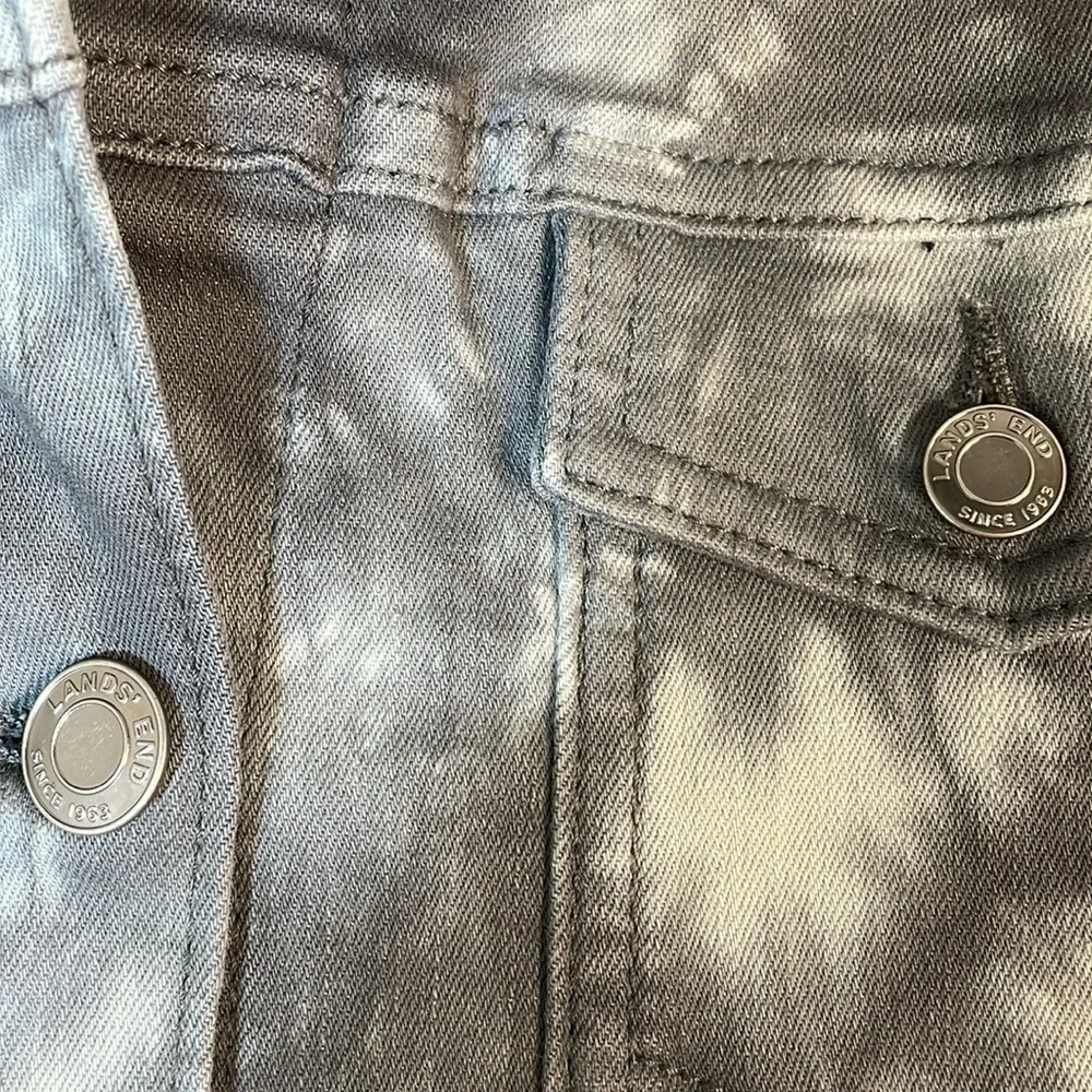NWT. Lands’ End Girl’s XL (14/16) Tie Dye Denim Utility Jacket.